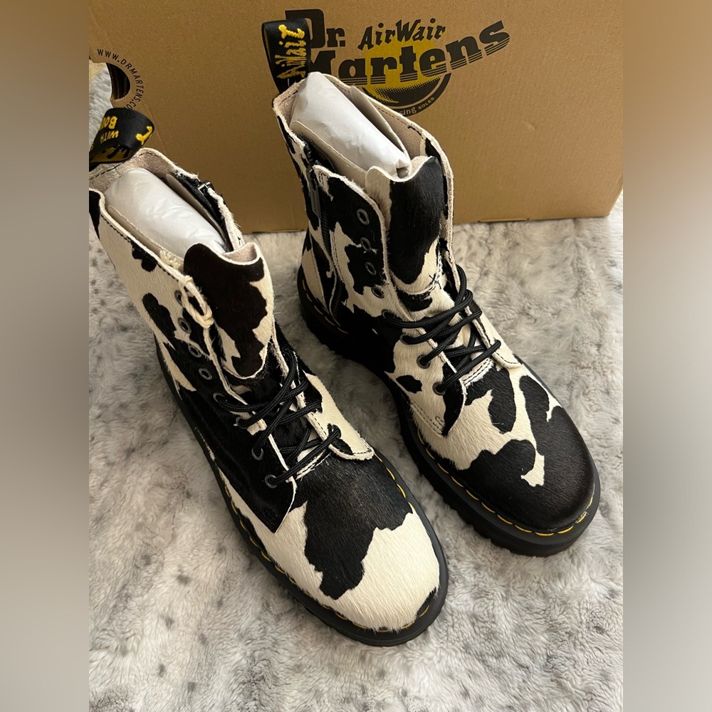 DR. MARTENS JADON HAIR-ON COW PRINT PLATFORM BOOTS MSRP$270 FIVE STAR REVIEWS